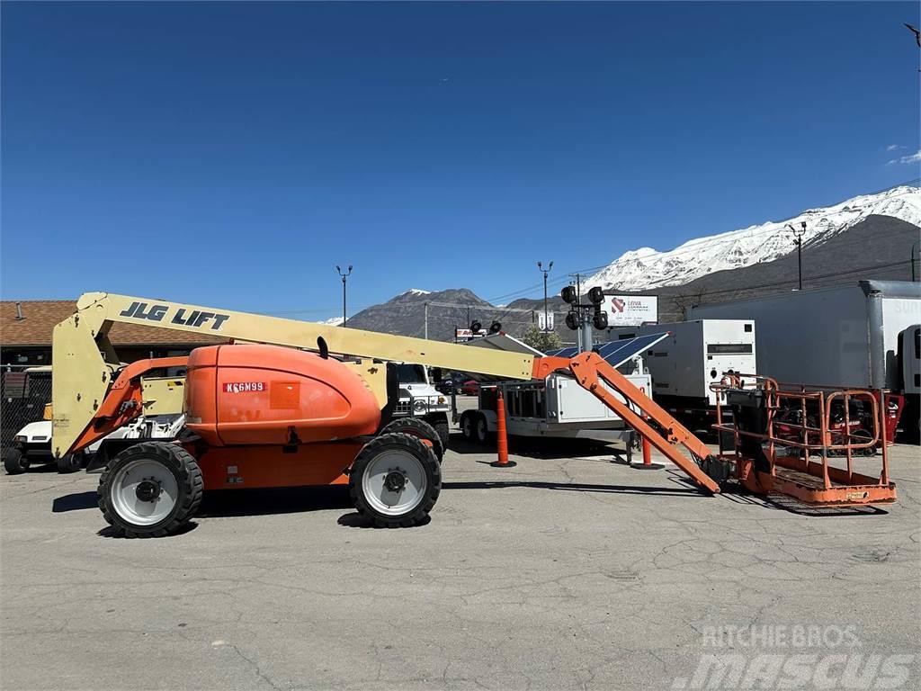 JLG 600AJ Plataformas con brazo de elevación telescópico