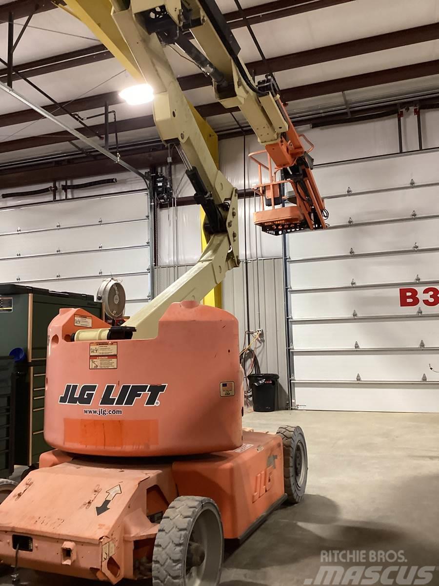 JLG E400AJPN Otras plataformas elevadoras