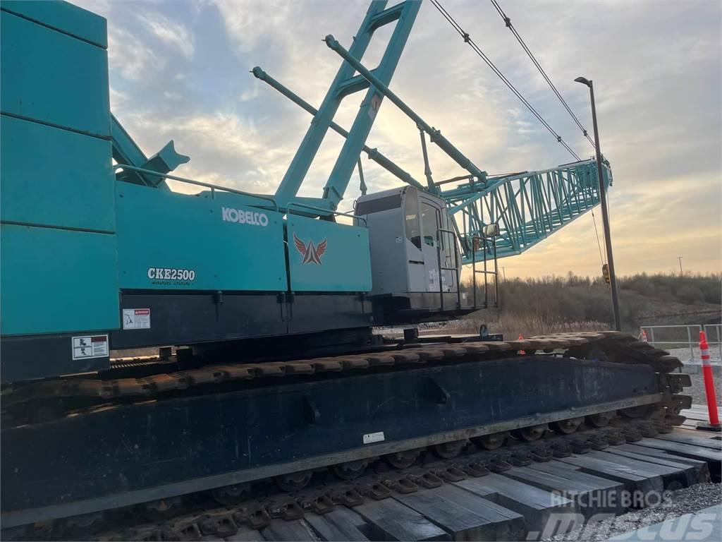 Kobelco CKE2500 Excavadoras dragalinas