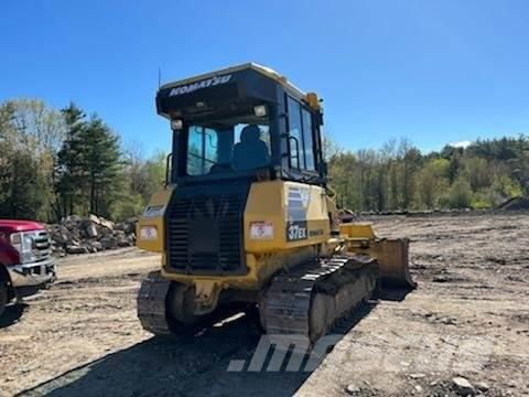 Komatsu D37EX Buldozer sobre oruga