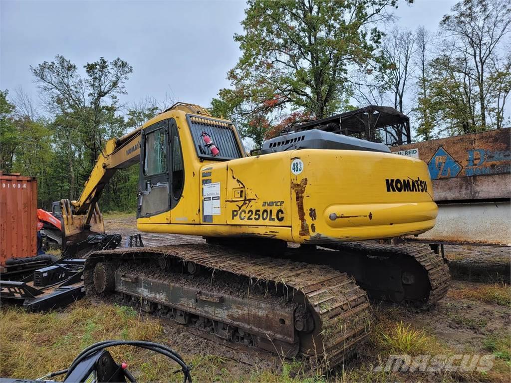 Komatsu PC250LC Excavadoras sobre orugas