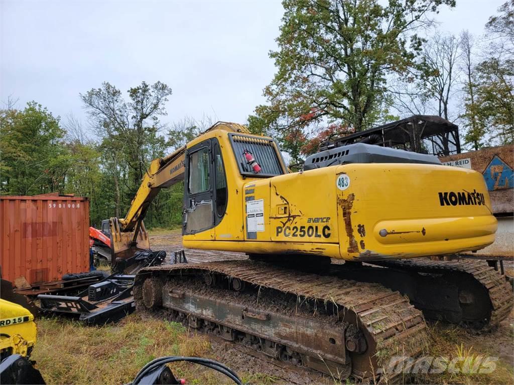 Komatsu PC250LC Excavadoras sobre orugas