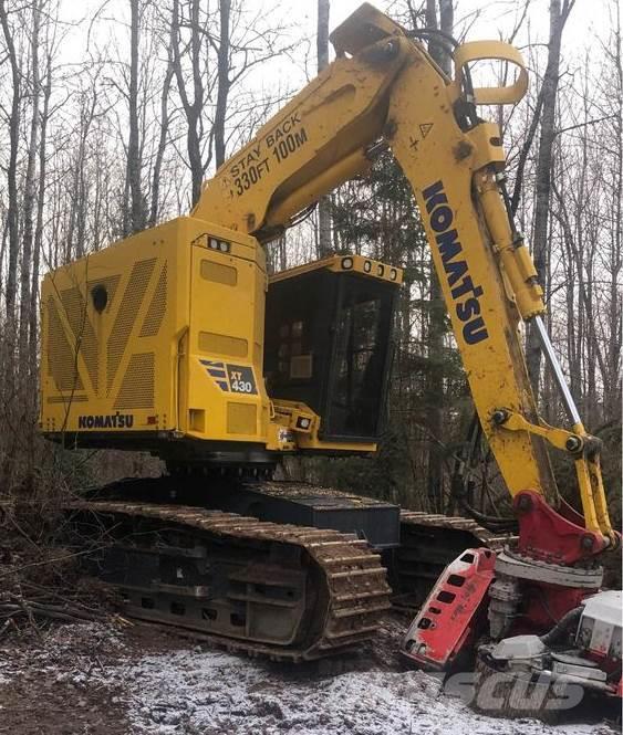 Komatsu XT430 Grúas y cargadoras