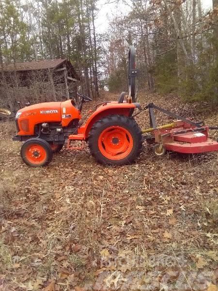 Kubota L3200 Tractores