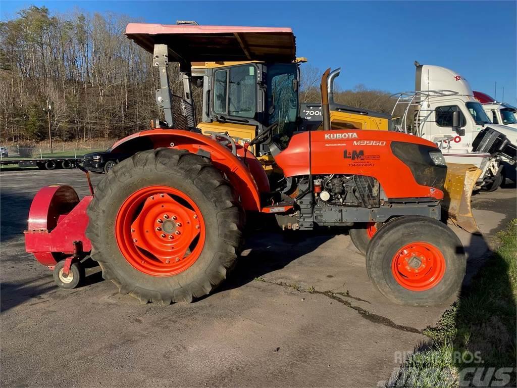 Kubota M9960 Tractores