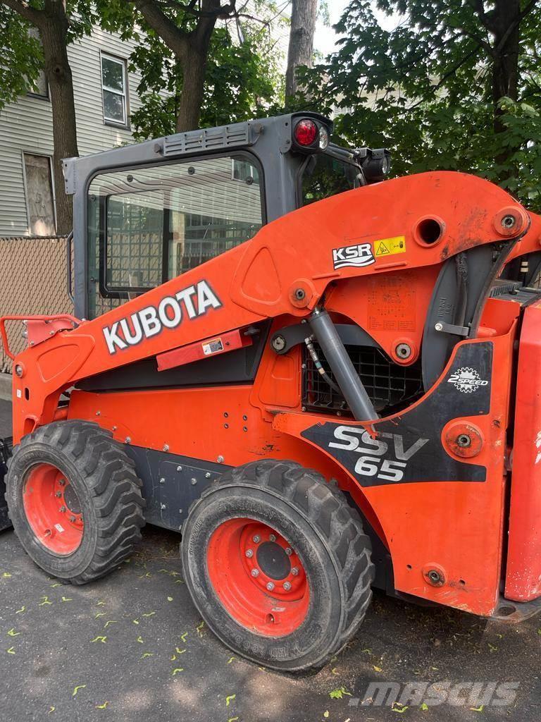 Kubota SSV65 Minicargadoras