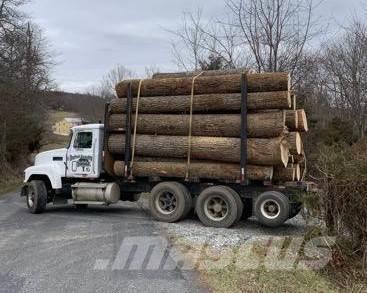 Mack CH613 Transportes de madera