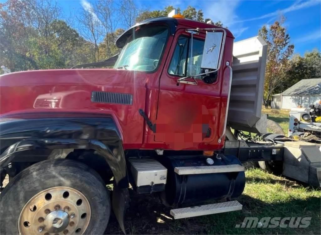 Mack CH613 Camiones tractor