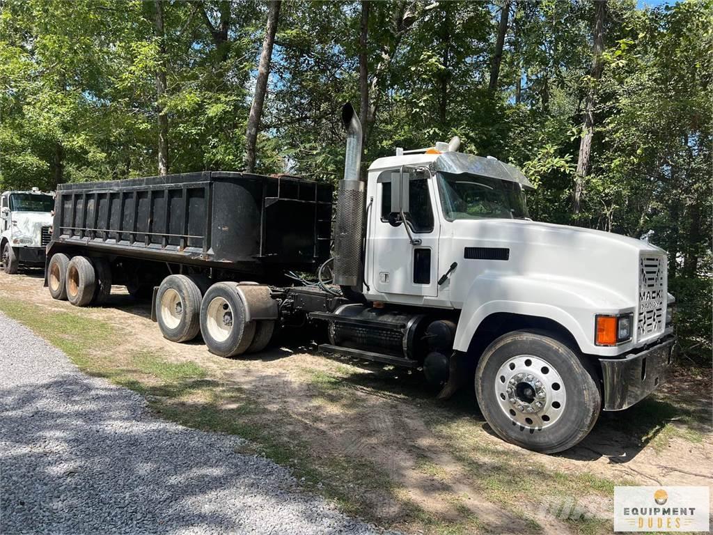 Mack CHN613 Camiones tractor