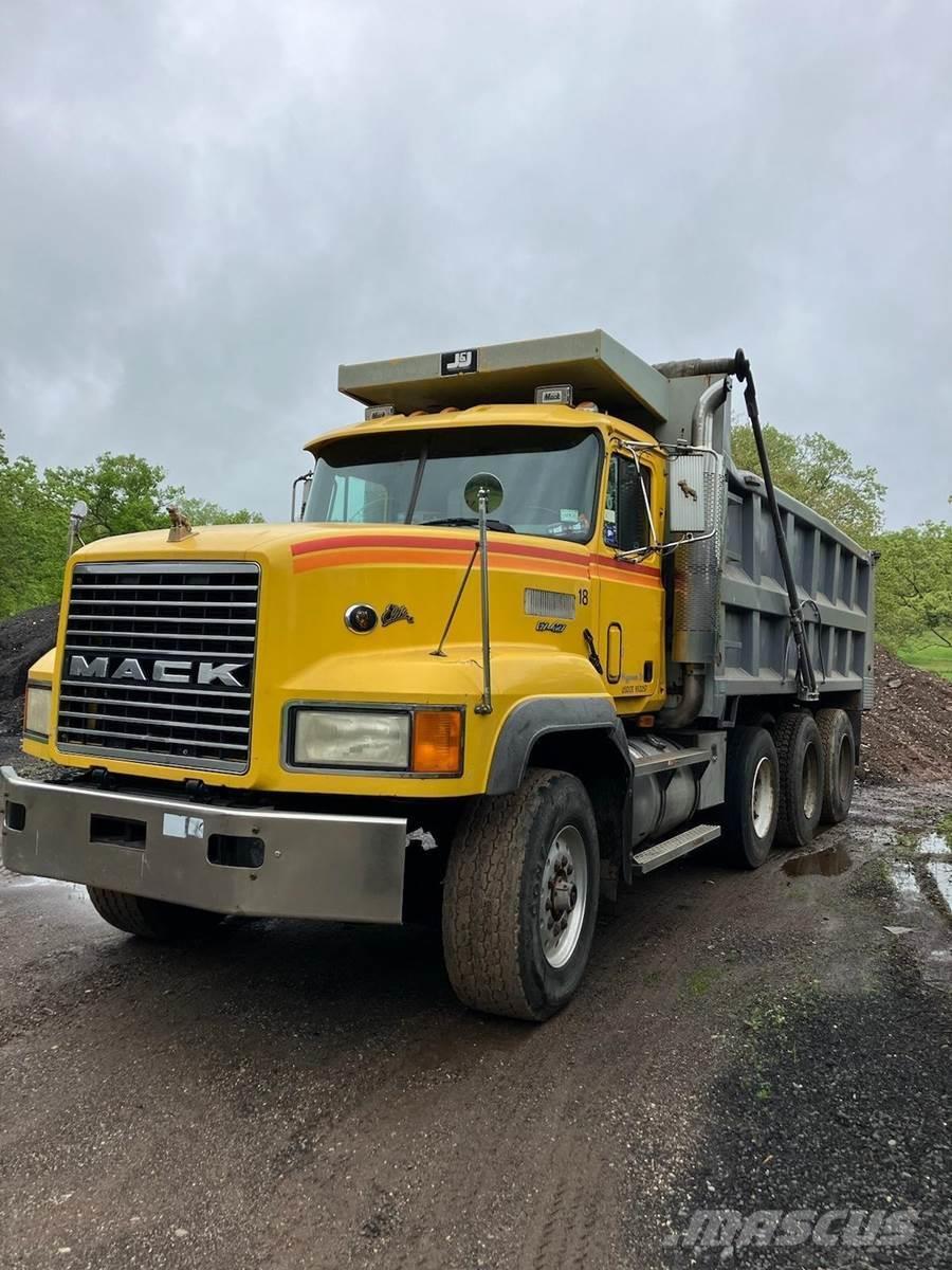 Mack CL713 Bañeras basculantes usadas