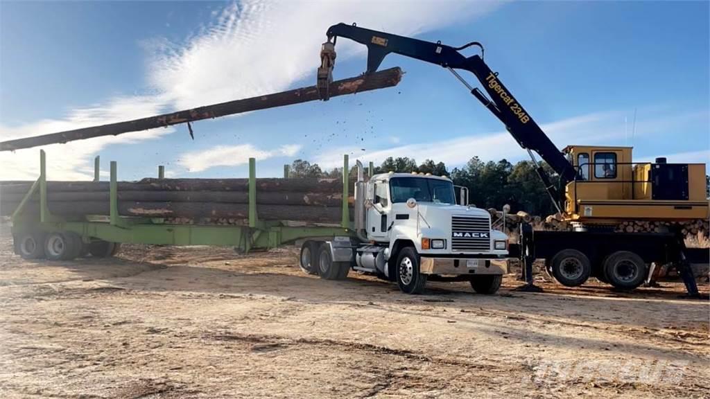 Mack Pinnacle Camiones tractor