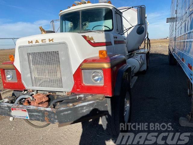 Mack RS685LS Camiones de concreto