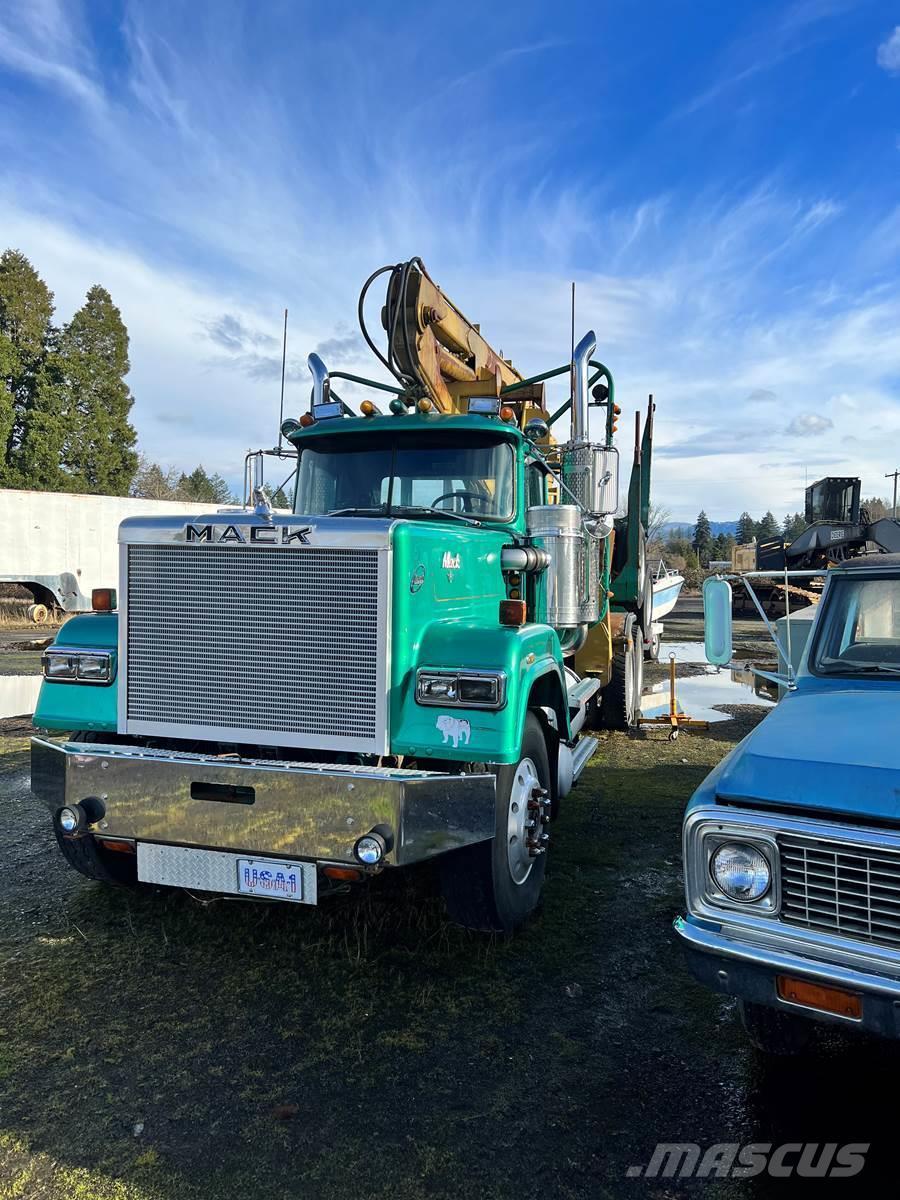 Mack RW700 Transportes de madera