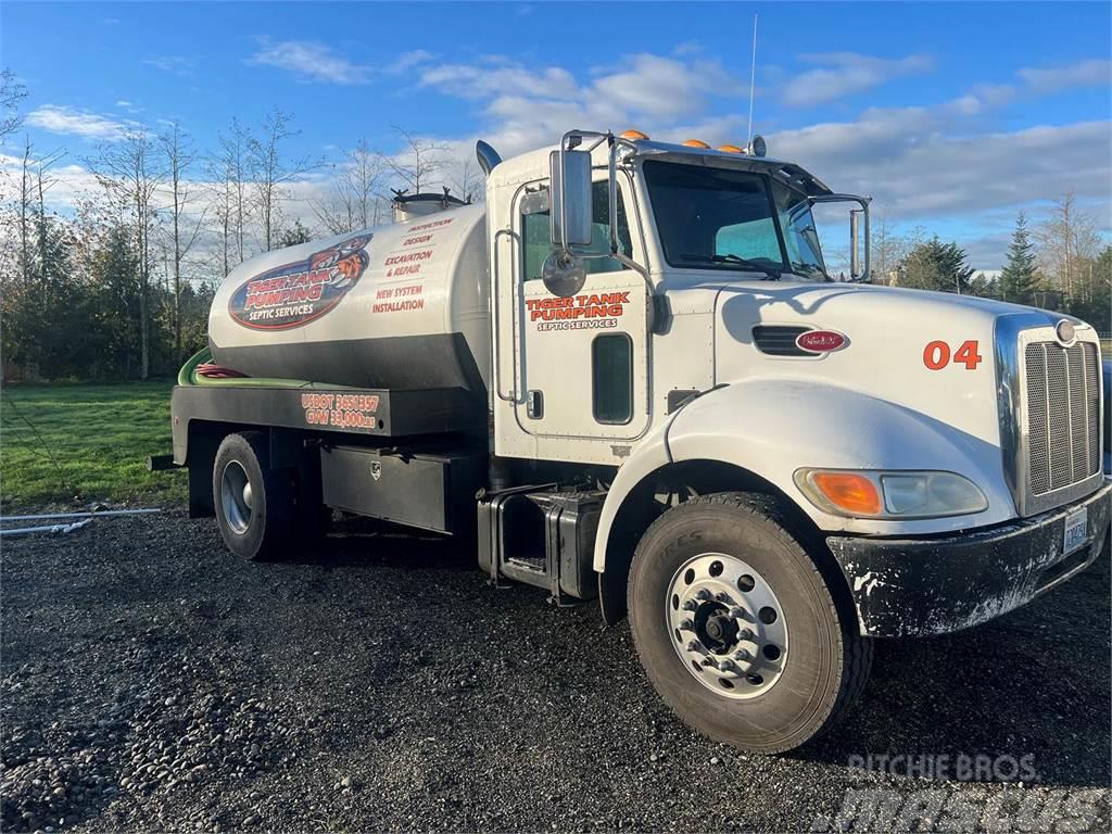 Peterbilt 330 Camiones aspiradores/combi