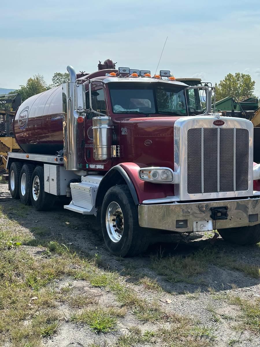 Peterbilt Other Tanques