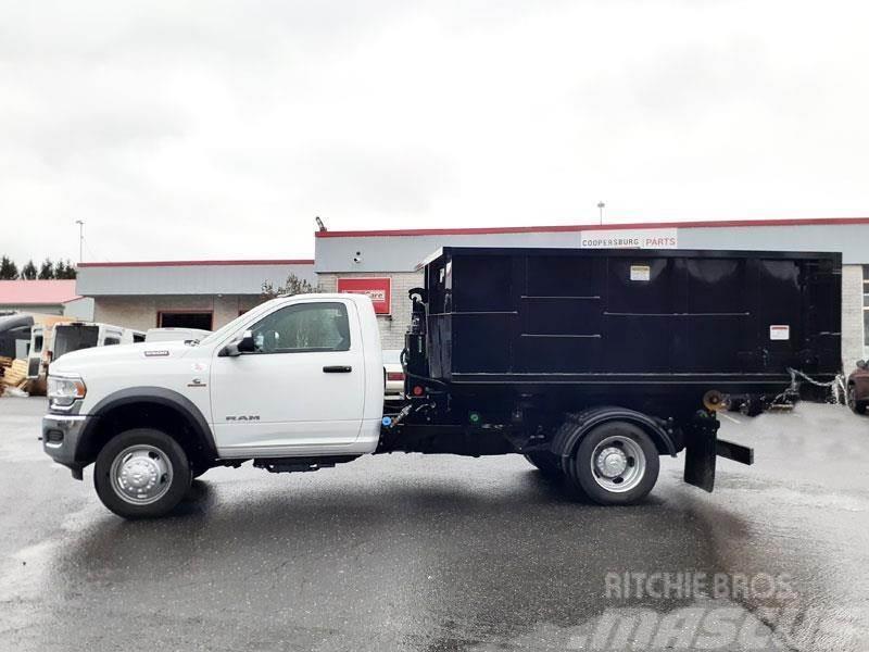 RAM 5500 Camiones elevadores de gancho