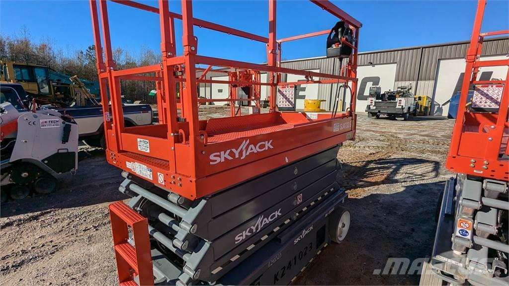 SkyJack SJ4732 Plataformas tijera