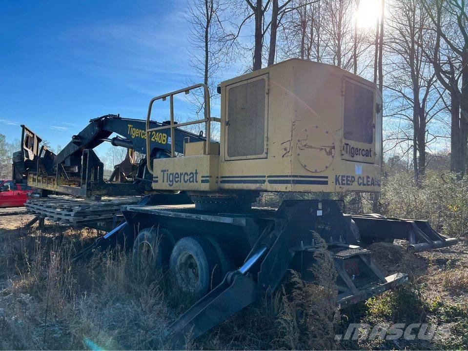 Tigercat 240B Cargadoras forestales