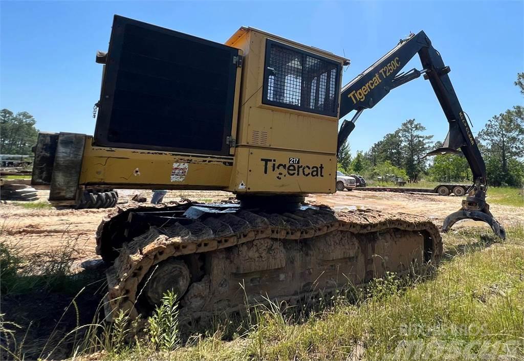 Tigercat T250C Cargadoras forestales