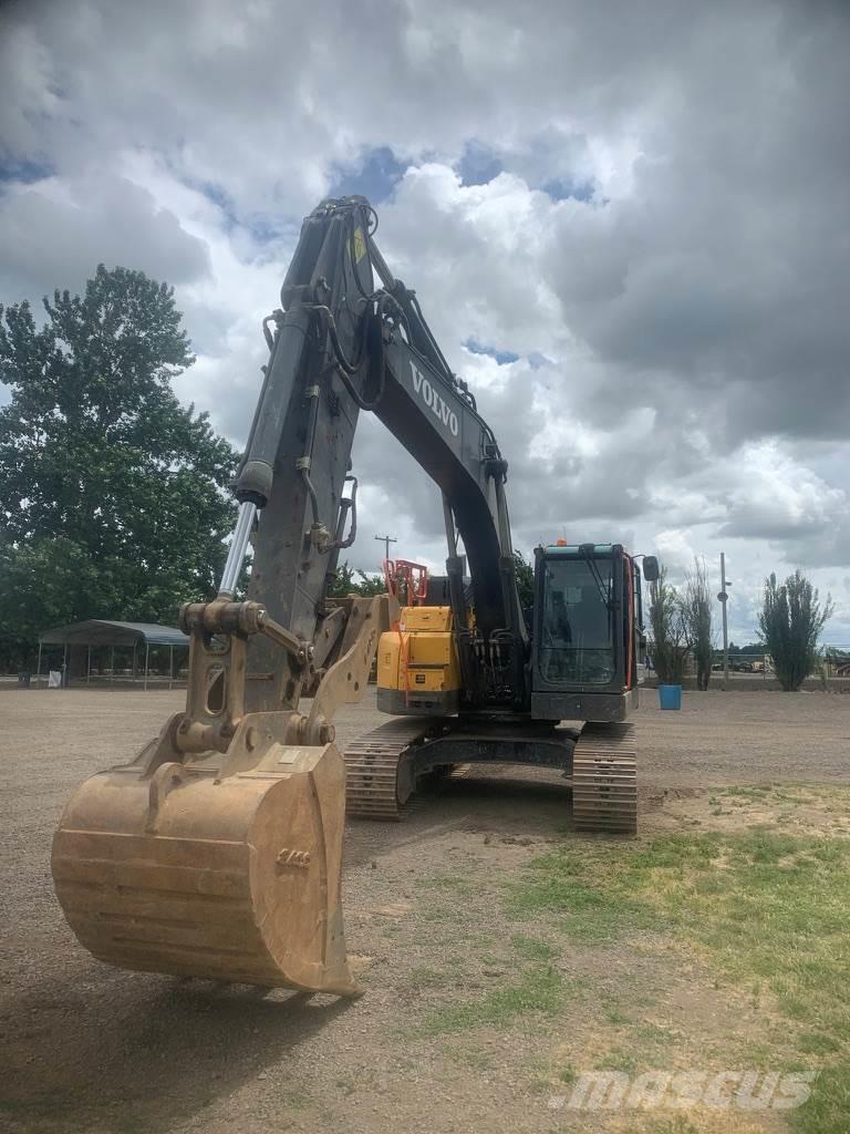 Volvo ECR235EL Excavadoras sobre orugas