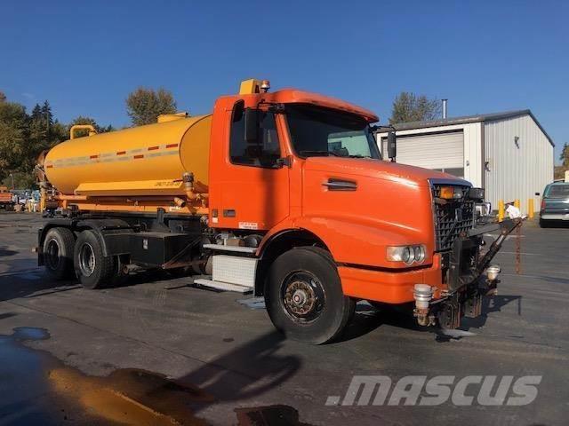 Volvo VHD42B200 Camiones elevadores de gancho