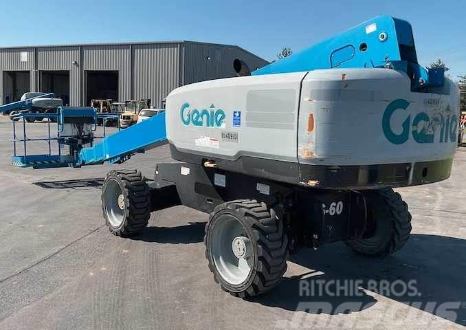 Genie S60X Plataformas con jaula de elevación