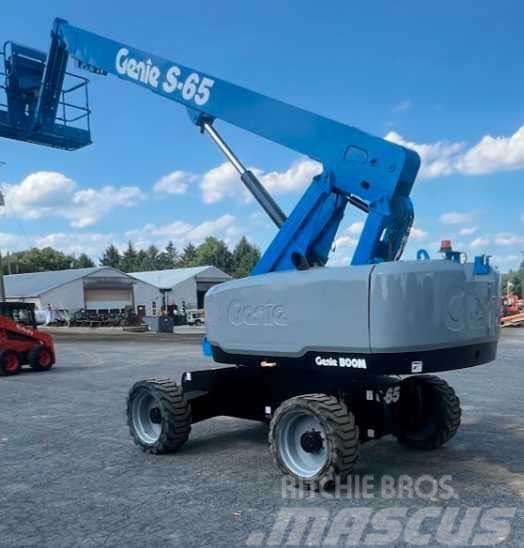 Genie S65 Plataformas con jaula de elevación