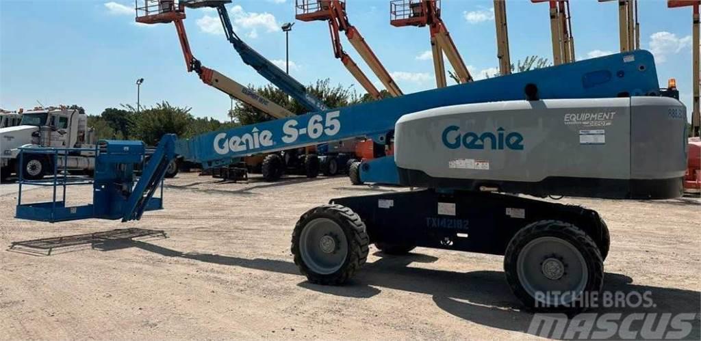 Genie S65 Plataformas con jaula de elevación