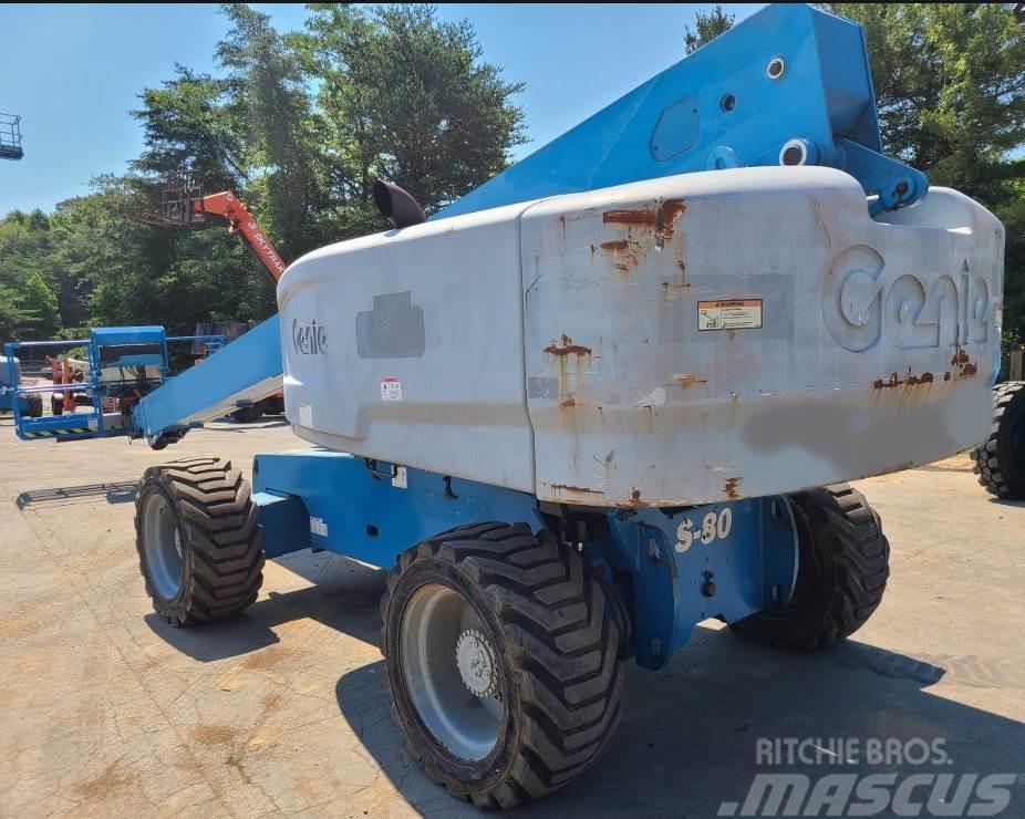 Genie S80X Plataformas con jaula de elevación