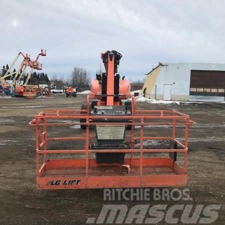 JLG 1250AJP Plataformas con brazo de elevación manual