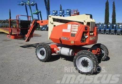 JLG 340AJ Plataformas con brazo de elevación manual