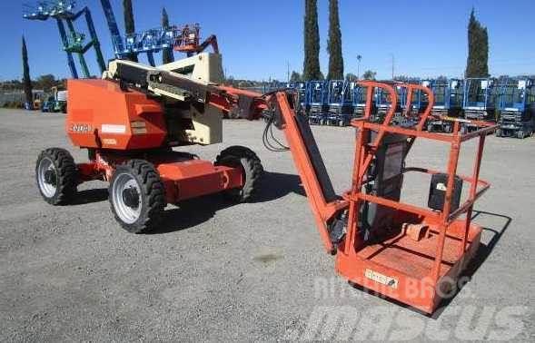 JLG 340AJ Plataformas con brazo de elevación manual