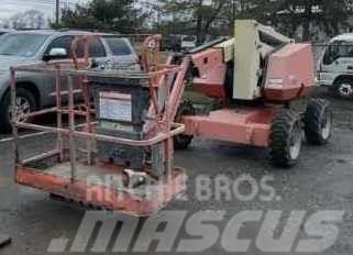 JLG 340AJ Plataformas con brazo de elevación manual