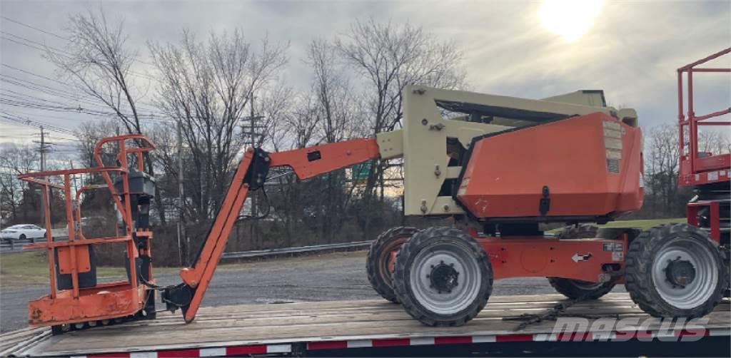 JLG 340AJ Plataformas con brazo de elevación manual