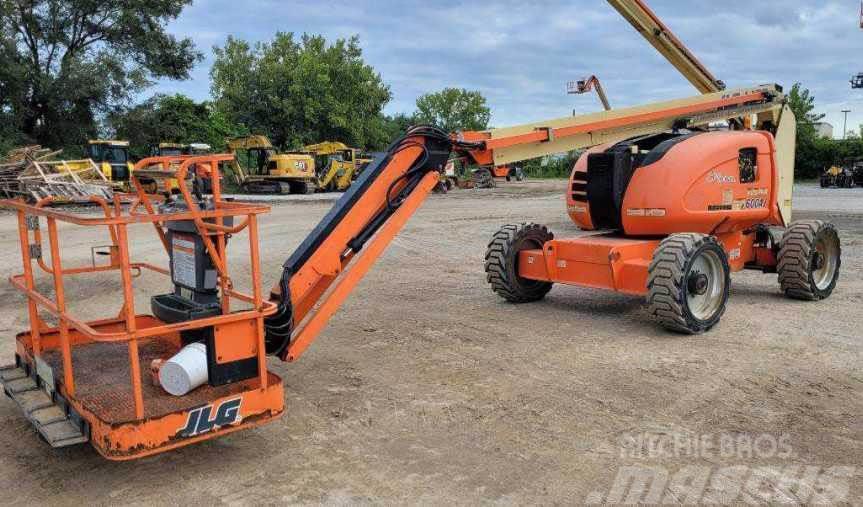 JLG 600AJ Plataformas con brazo de elevación manual