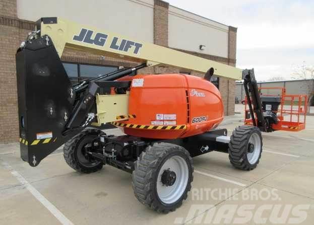 JLG 600AJ Plataformas con brazo de elevación manual