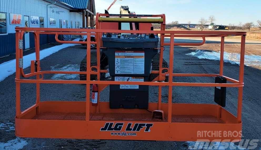 JLG 600SC Plataformas con jaula de elevación