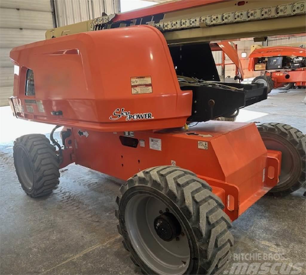 JLG 660SJ Plataformas con jaula de elevación