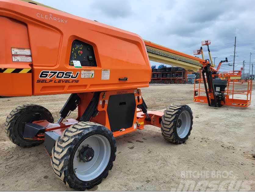 JLG 670SJ Plataformas con jaula de elevación