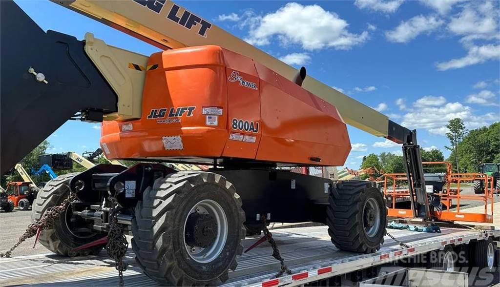 JLG 800AJ Plataformas con brazo de elevación manual