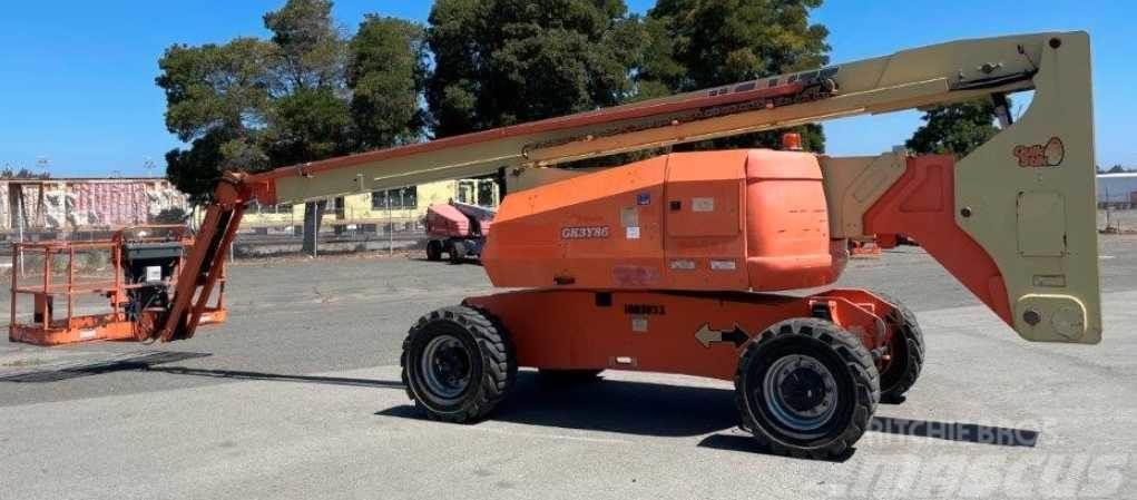 JLG 800AJ Plataformas con brazo de elevación manual