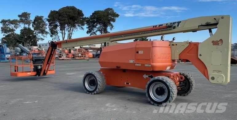 JLG 800AJ Plataformas con brazo de elevación manual