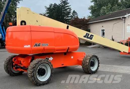 JLG 800S Plataformas con jaula de elevación