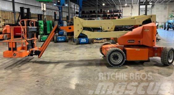 JLG E450AJ Plataformas con brazo de elevación manual