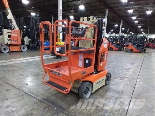 JLG T20E Plataformas con brazo de elevación manual