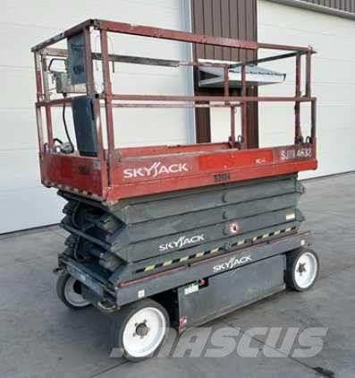 SkyJack SJ4632 Otros