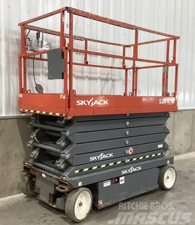 SkyJack SJ4740 Otros