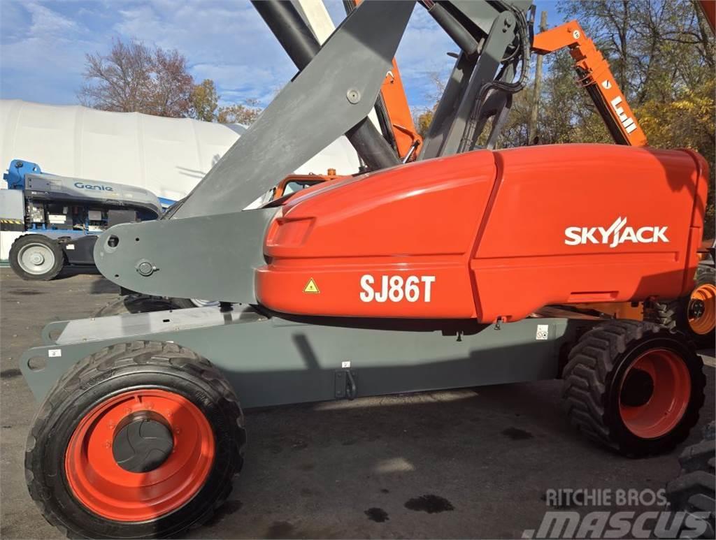 SkyJack SJ86T Plataformas con jaula de elevación