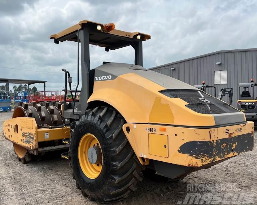 Volvo SD115B Rodillos de doble tambor