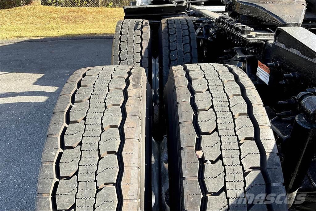 Freightliner CASCADIA Camiones tractor